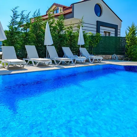Villa Amore 2 - 4 Bedroom In Hisaronu